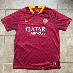 Nike AS Roma 2018/19 Home Jersey
#19